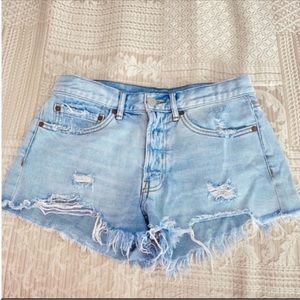 Women's BDG Mid Rise Cut Off Frayed Jean Shorts Size 27